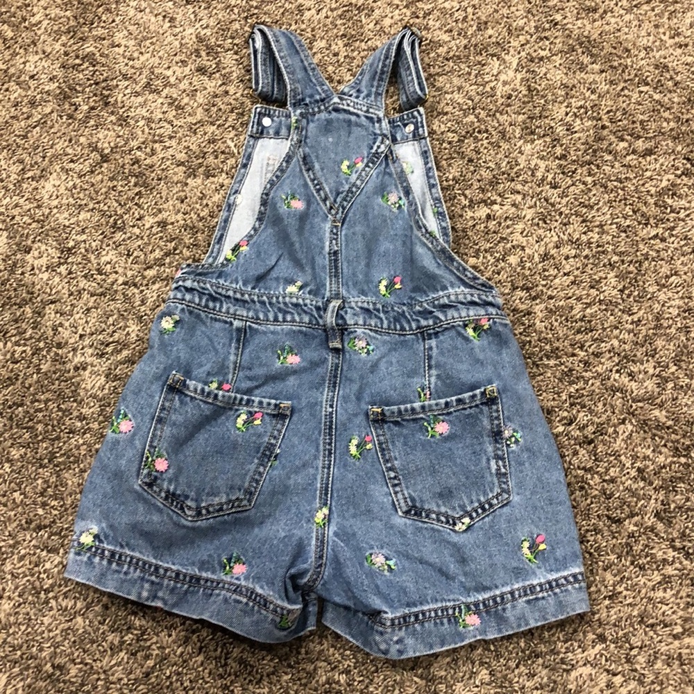 GAP Denim Girls Overall Floral Shorts Size Small - Picture 4 of 7